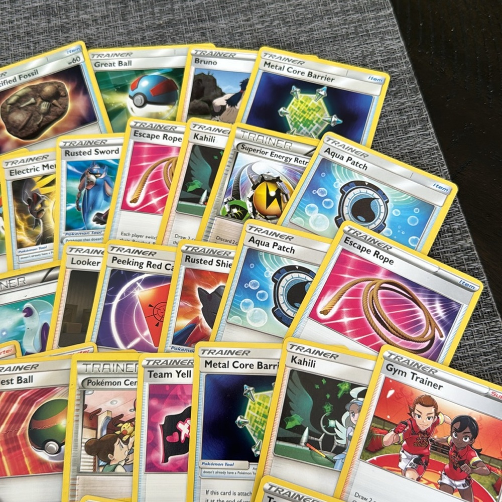Bundle (37) Pokémon Trading Cards - Picture 5 of 5